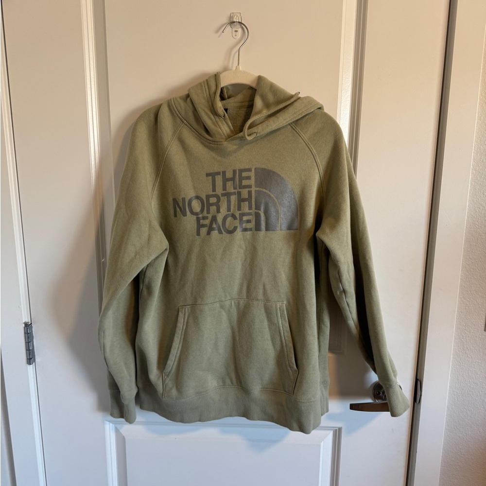 north face women’s hoodie